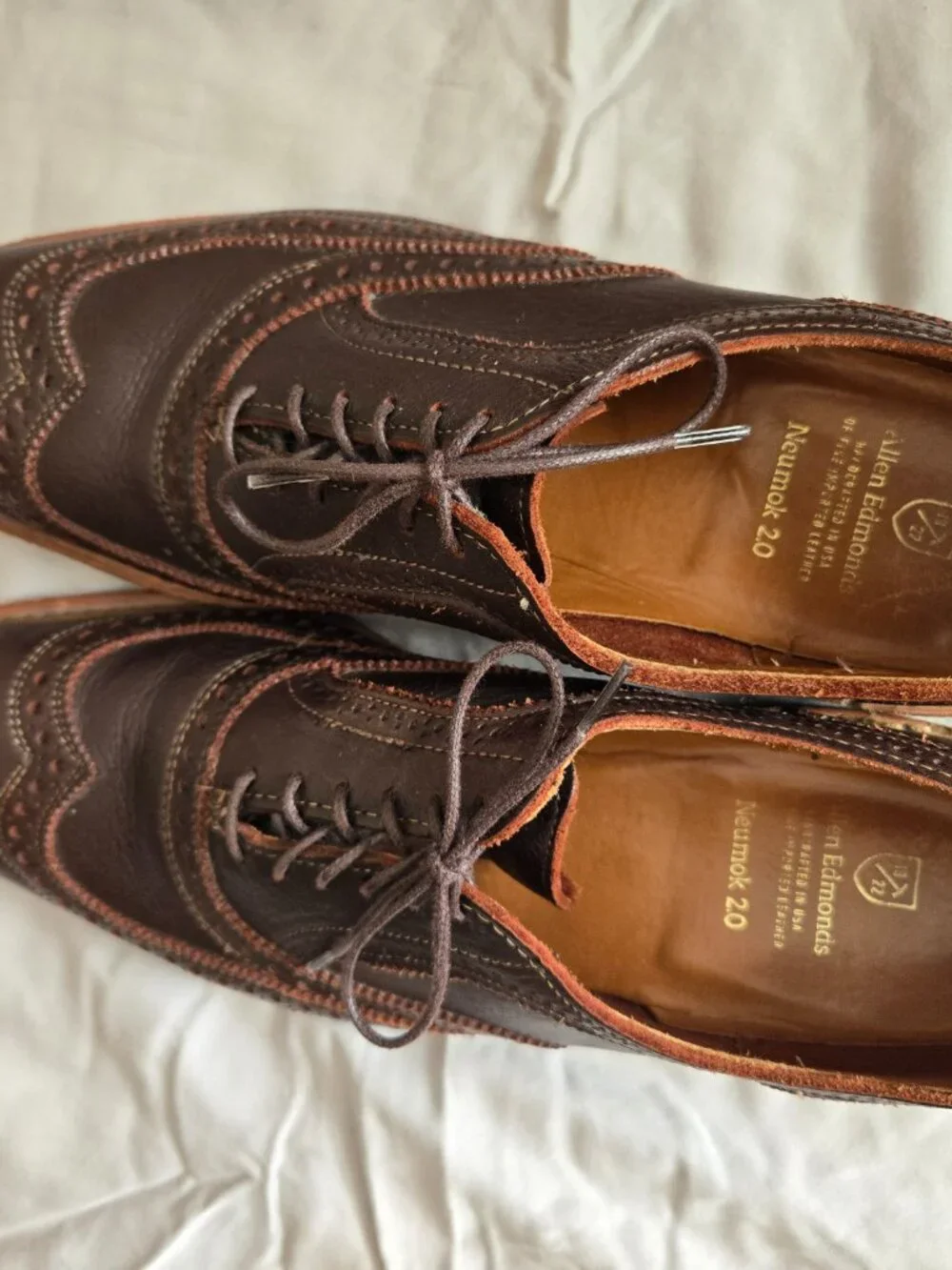 Allen Edmonds 4709 Neumok 2.0 Wingtip Oxford Brown Leather Shoes Men's 11B US